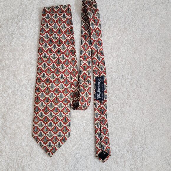 Vintage 90s Burberrys 100% Silk Tie Fleur De Lis Hand Made In USA Rare 57" Long - Picture 2 of 8